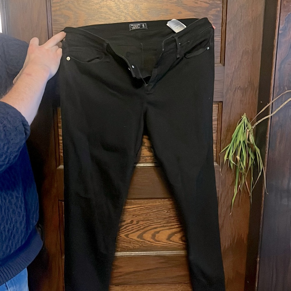 Abercrombie and fitch size ten skinny black jeans